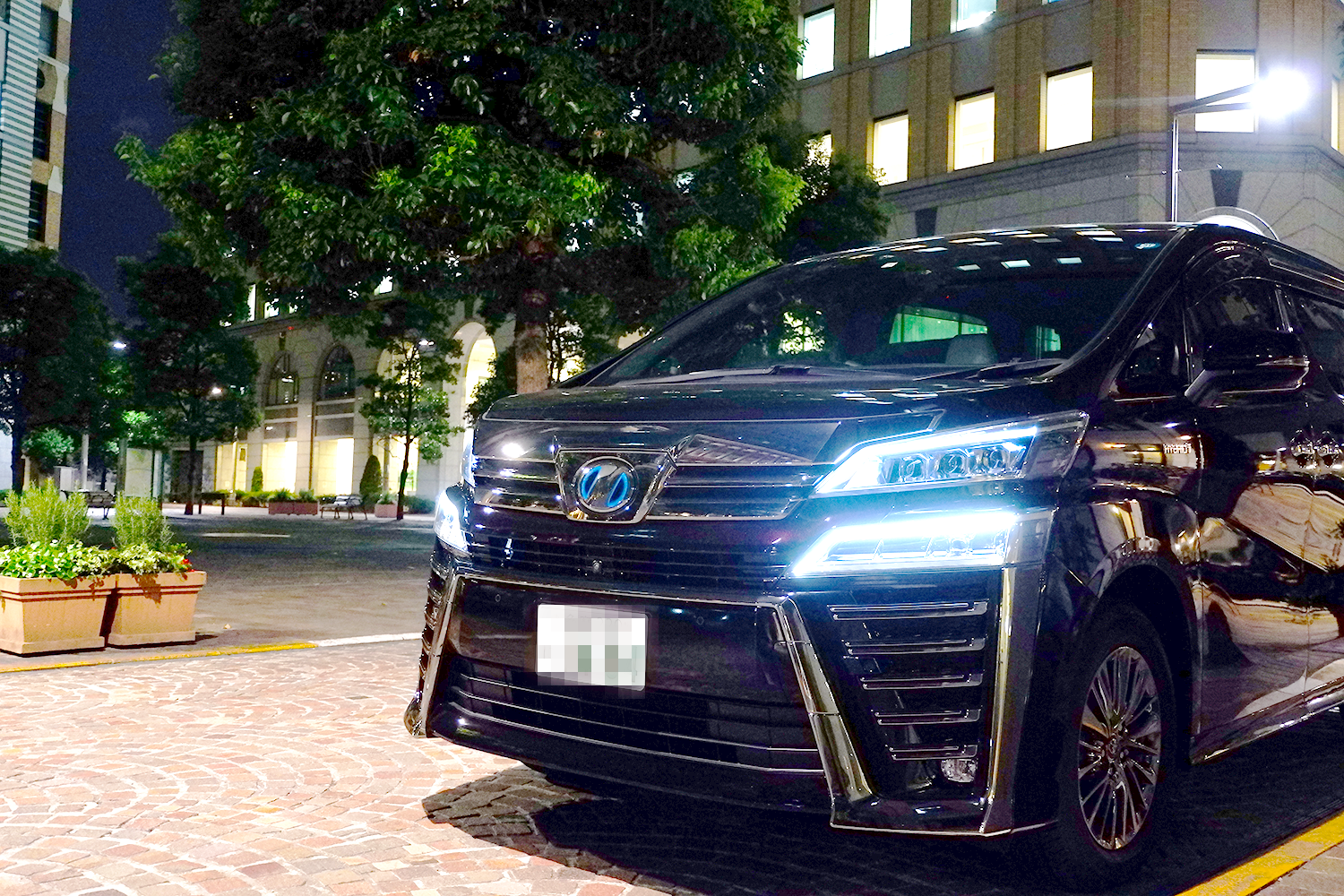 新型ヴェルファイア エグゼクティブラウンジzがついに納車 全解剖レビューします L 7 Records 新型ヴェルファイア エグゼクティブラウンジzがついに納車 全解剖レビューします L 7 Records