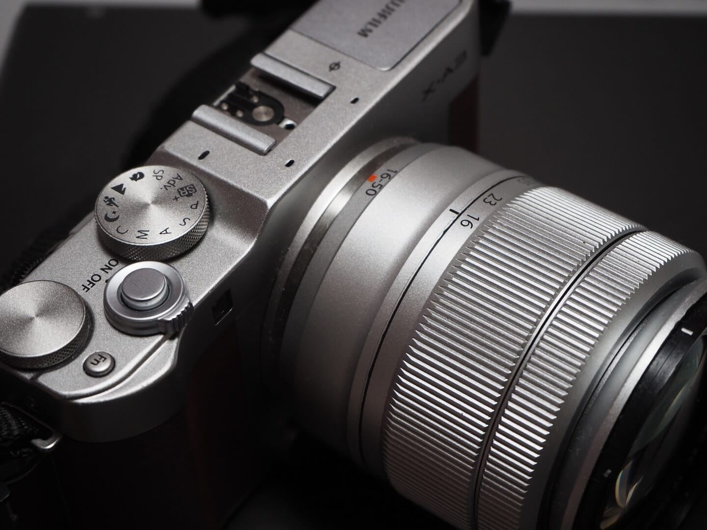 カメラ デジタルカメラ 強力な接写が魅力なミラーレス一眼 FUJIFILM X-A3 | L'7 Records