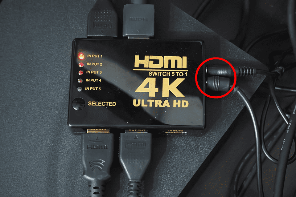 HDMIセレクター - 干渉部分